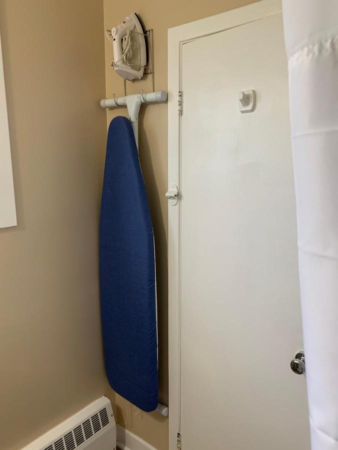 Rogers Motel Smiths Falls Eksteriør billede
