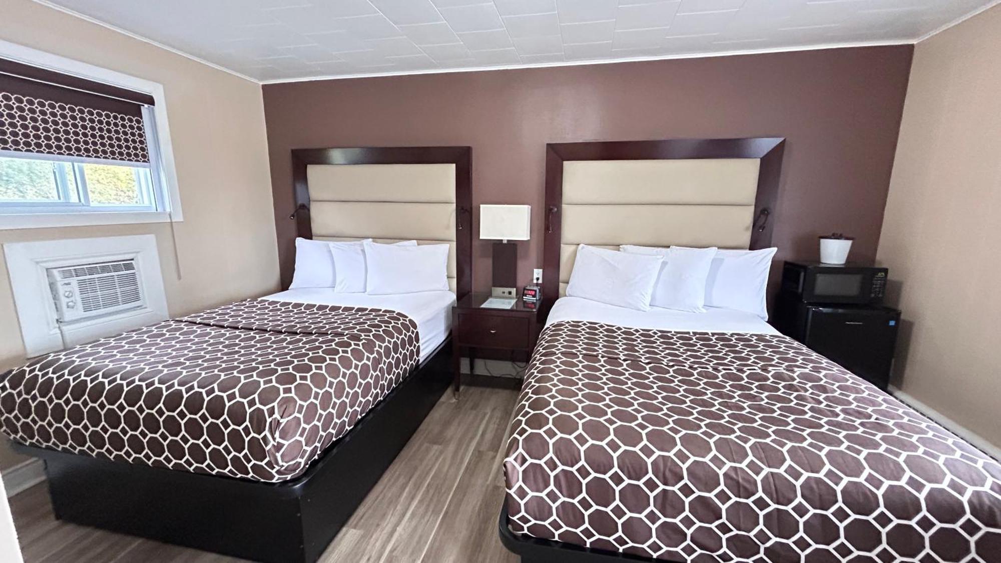 Rogers Motel Smiths Falls Eksteriør billede